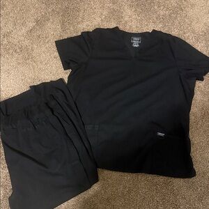 Cherokee Classic Black Scrub Set